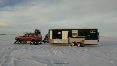 Jeep-Cherokee-Ice-Fishing-Setup-4.jpg