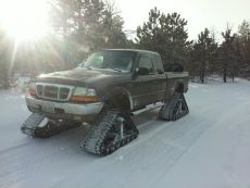 Ford-Ranger-XL-Tracks-2.jpg