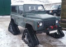 DOMINATOR-TRACK-SYSTEMS-in-England-Land-Rover-2.jpg